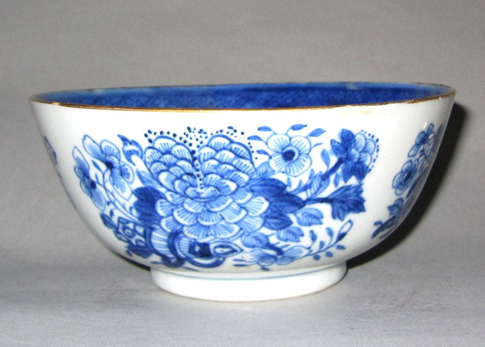 2010.0008.077 A Porcelain bowl