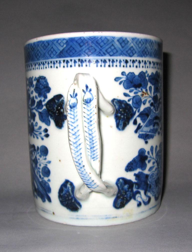 2010.0008.086 A Porcelain mug handle