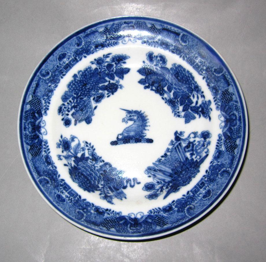 2010.0008.090 Porcelain plate