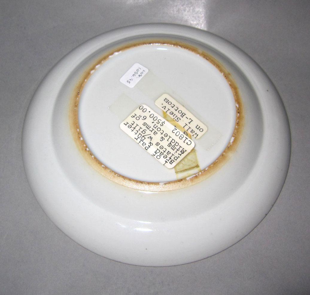 2010.0008.095 Porcelain plate underside