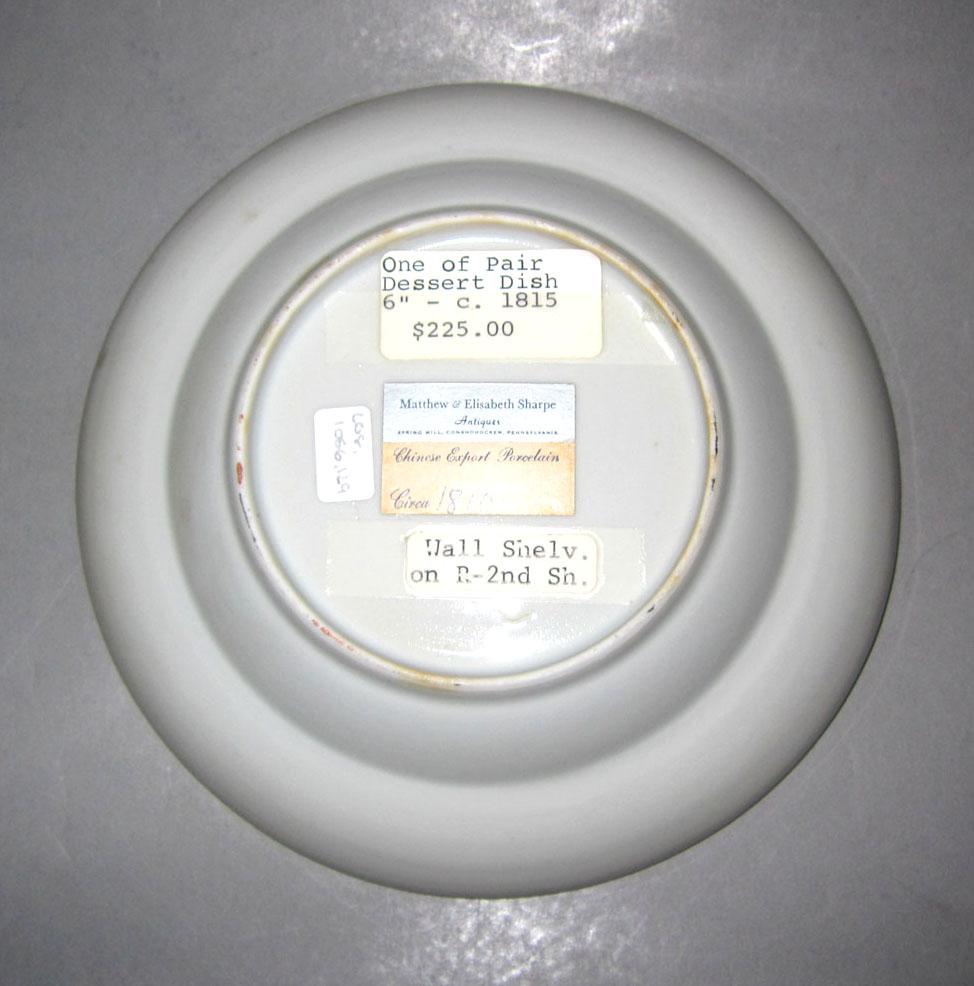 2010.0008.129 Porcelain dish underside