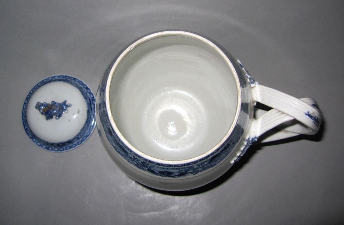 2010.0008.135 A,B Porcelain jug top
