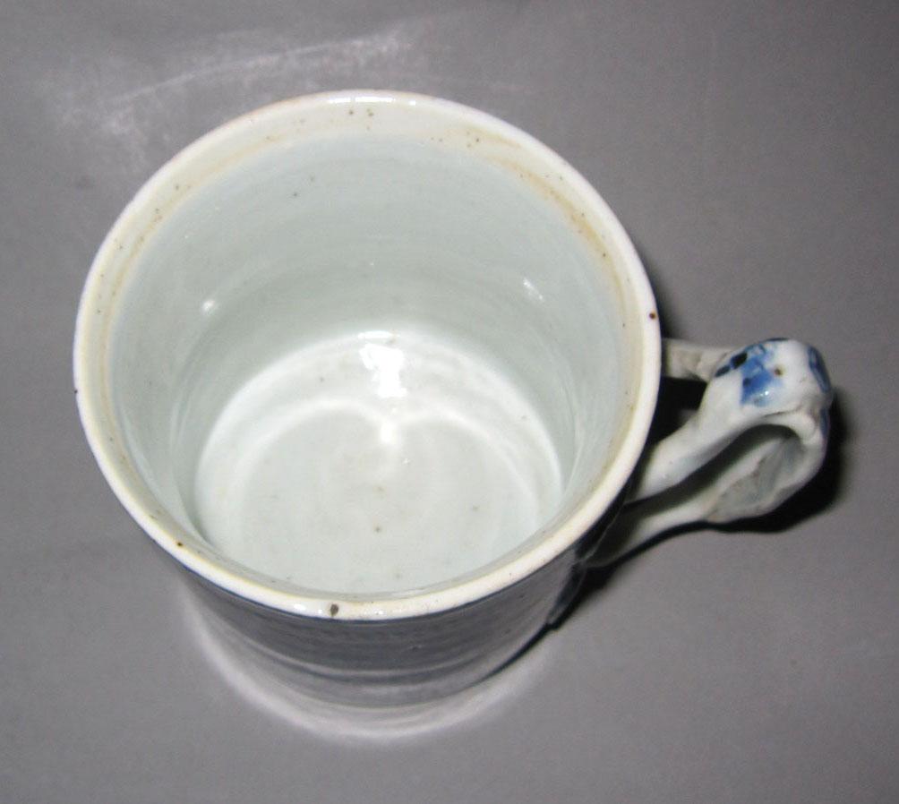 2010.0008.160 A Porcelain mug top