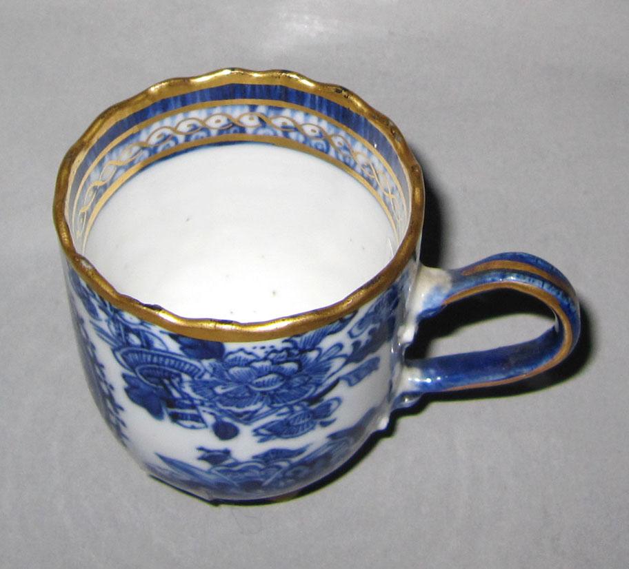 2010.0008.058.002 Porcelain coffee cup top