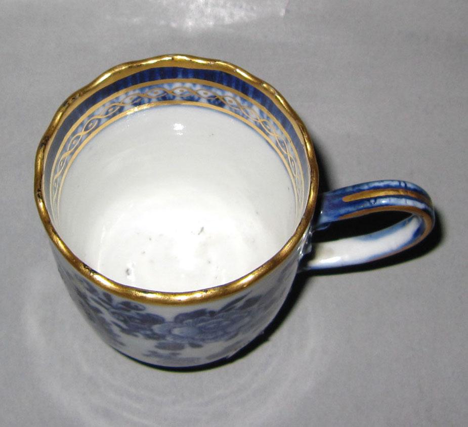 2010.0008.058.003 Porcelain coffee cup top
