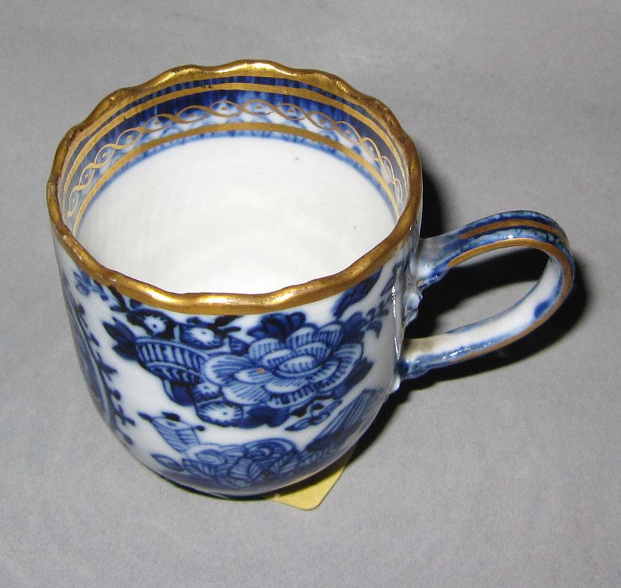 2010.0008.058.004 Porcelain coffee cup top