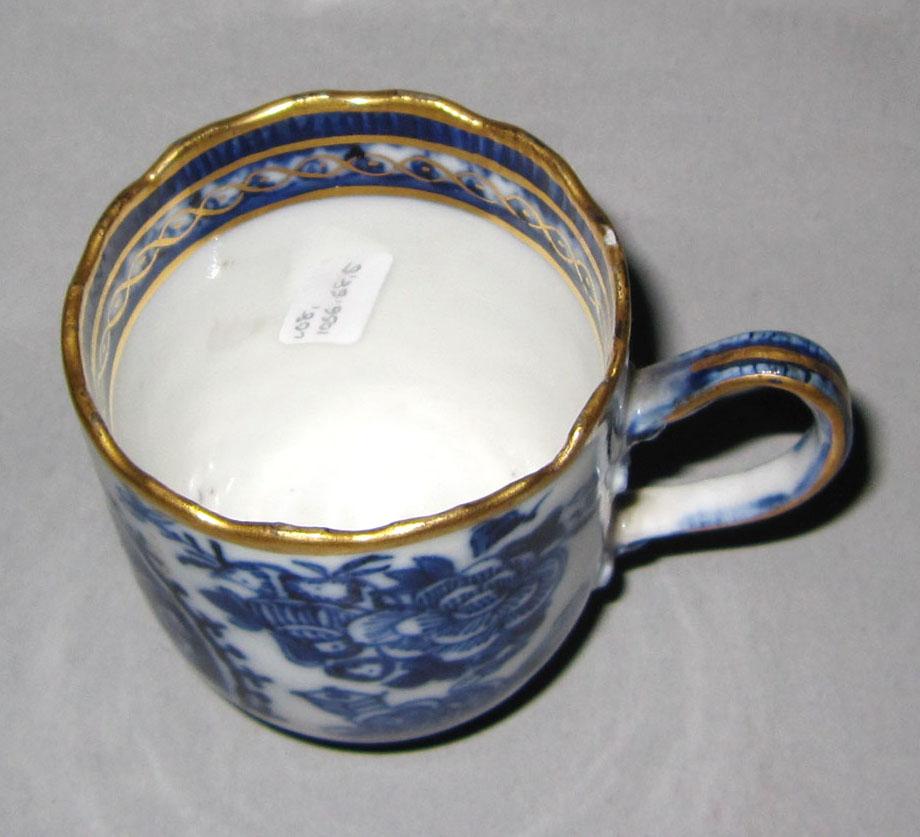 2010.0008.058.005 Porcelain coffee cup top
