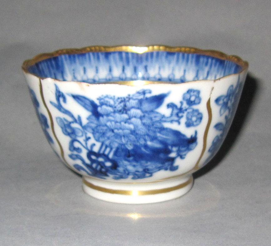 2010.0008.035 A Porcelain teabowl
