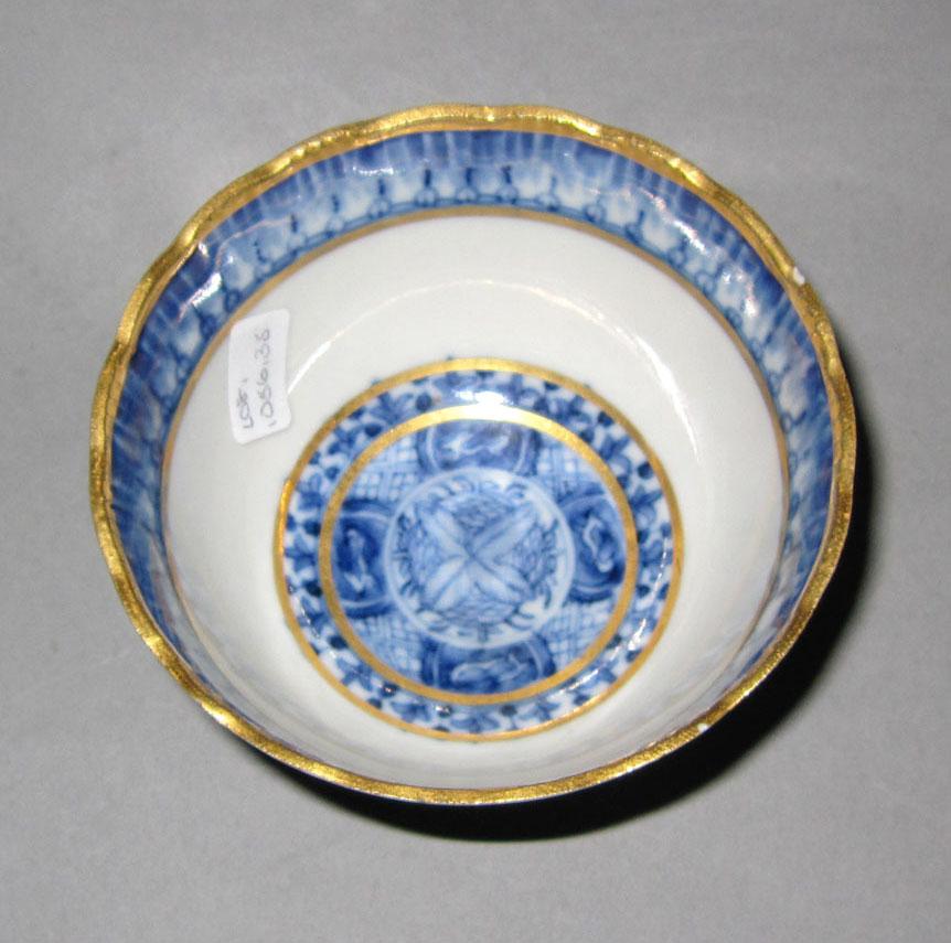 2010.0008.035 A Porcelain teabowl top