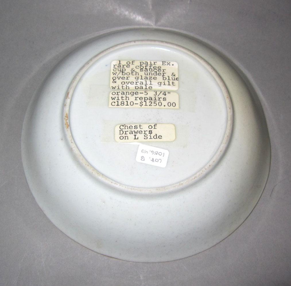2010.0008.040 B Porcelain saucer underside