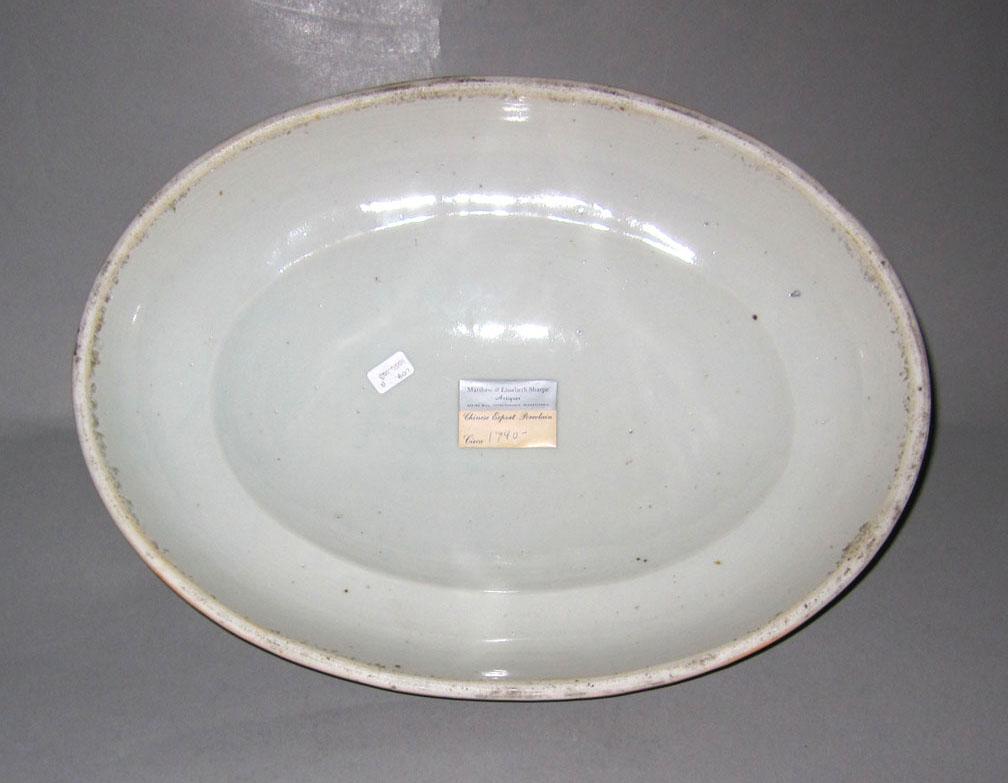 2010.0008.103 B Porcelain dish underside