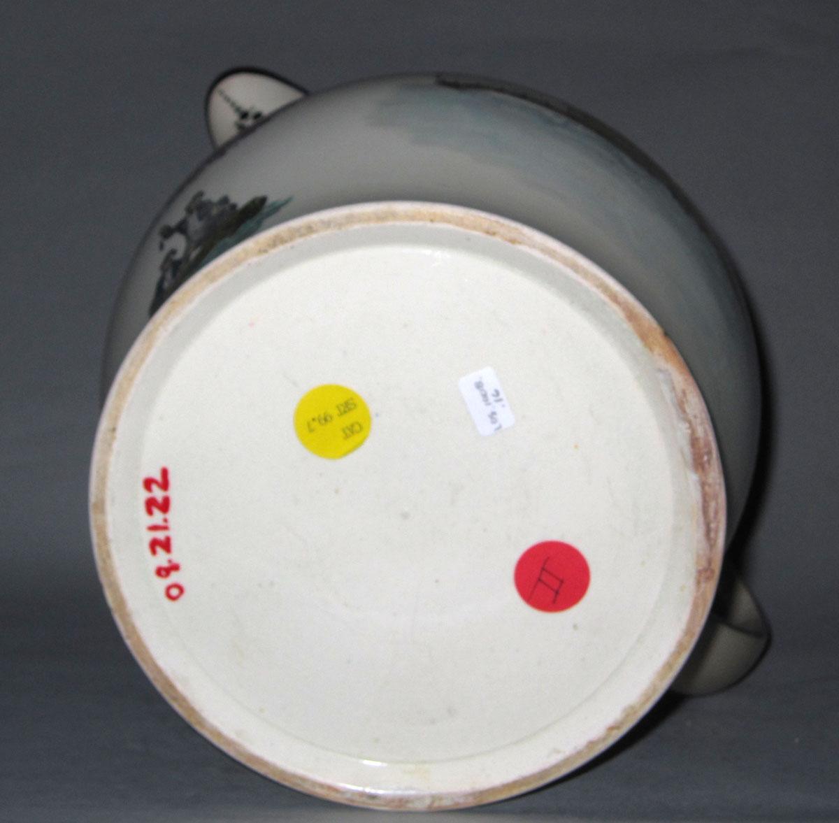 2009.0021.022 Creamware jug underside