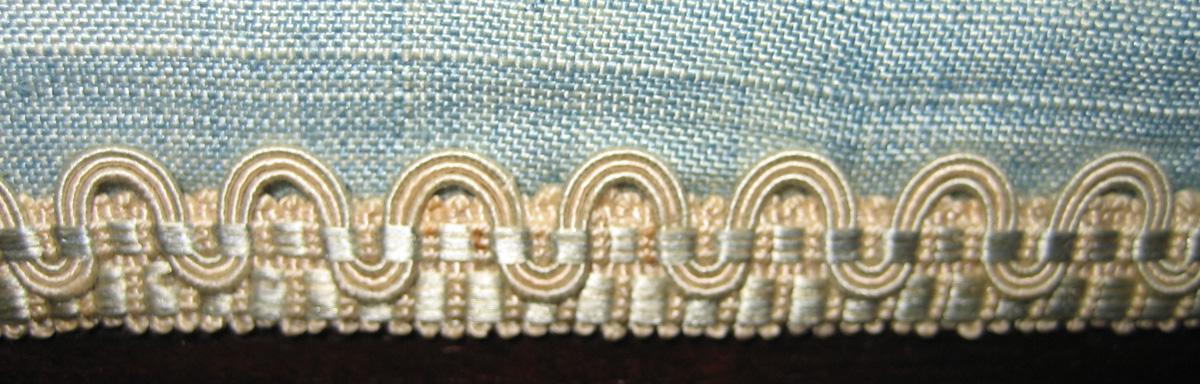 1953.0058 trim detail