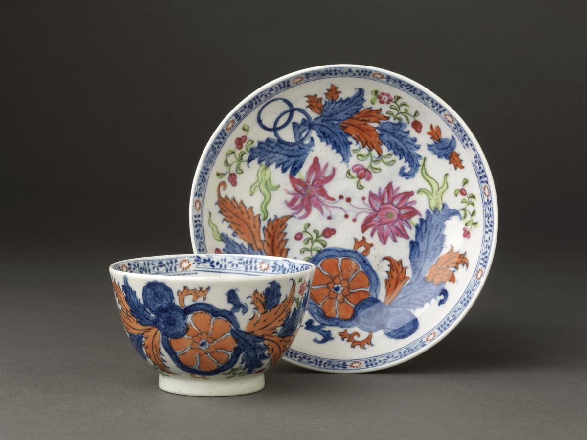 2009.0025 A, B New Hall teabowl and saucer