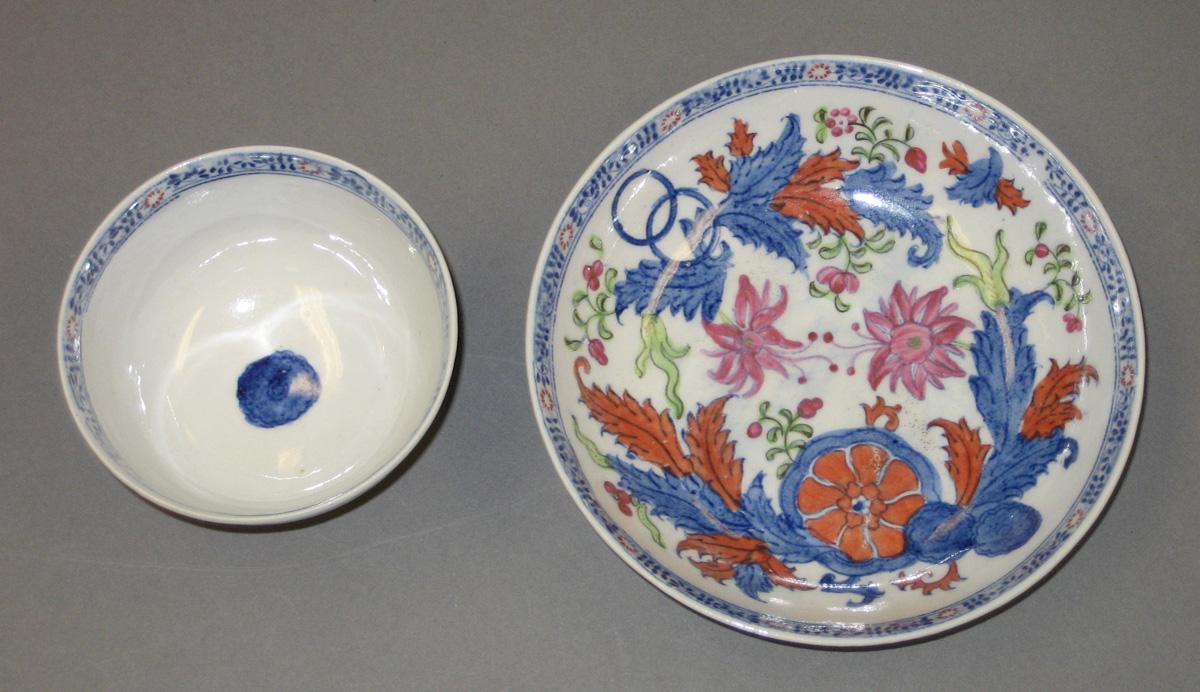 2009.0025 A, B New Hall teabowl and saucer top