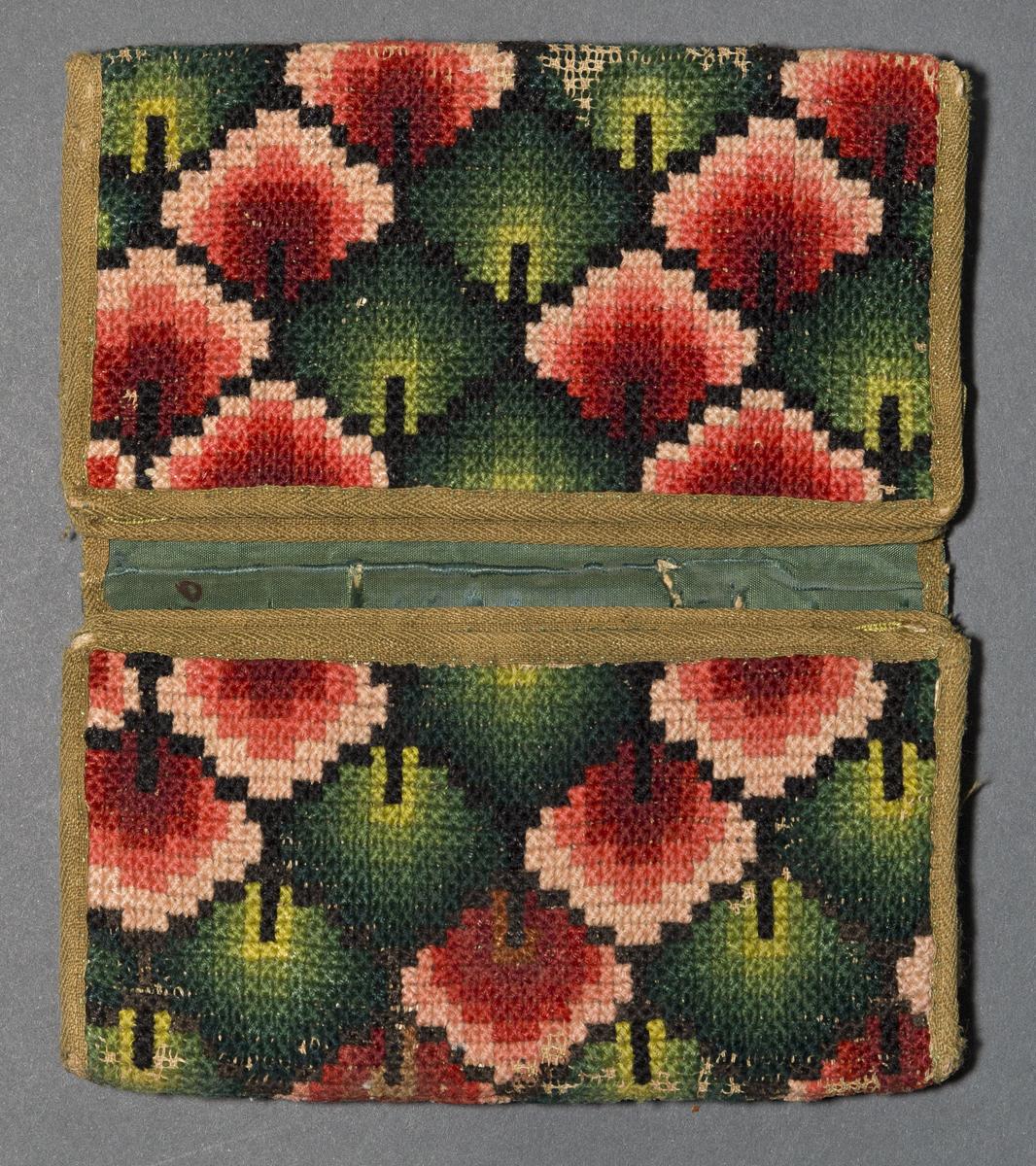 1953.0060 Pocketbook, Inside