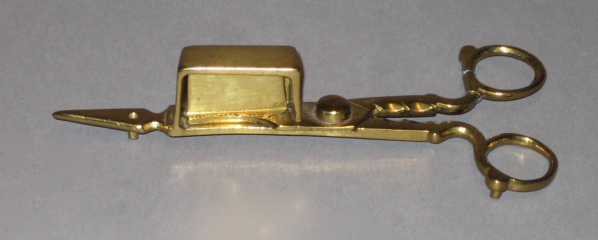 1958.2532 Snuffer