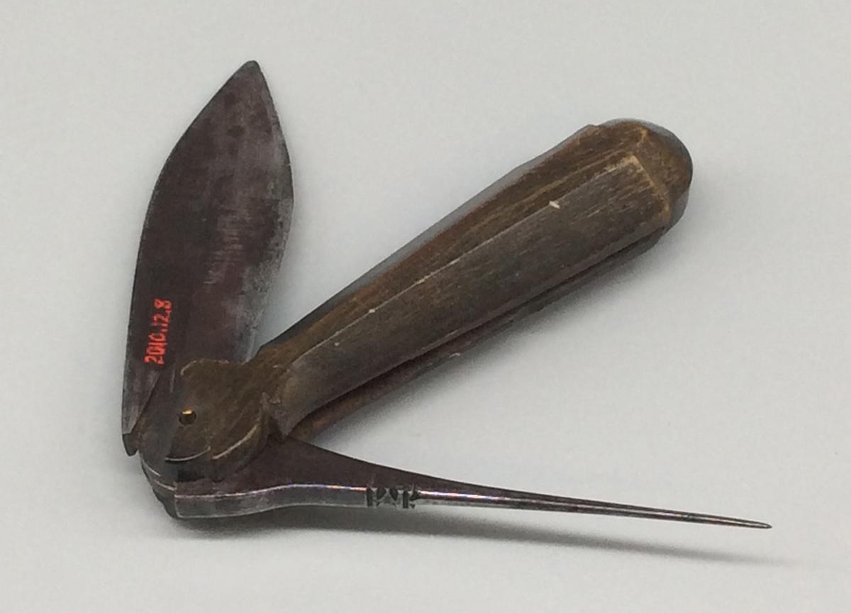 2010.0012.008 Tool (for surgery), view 2