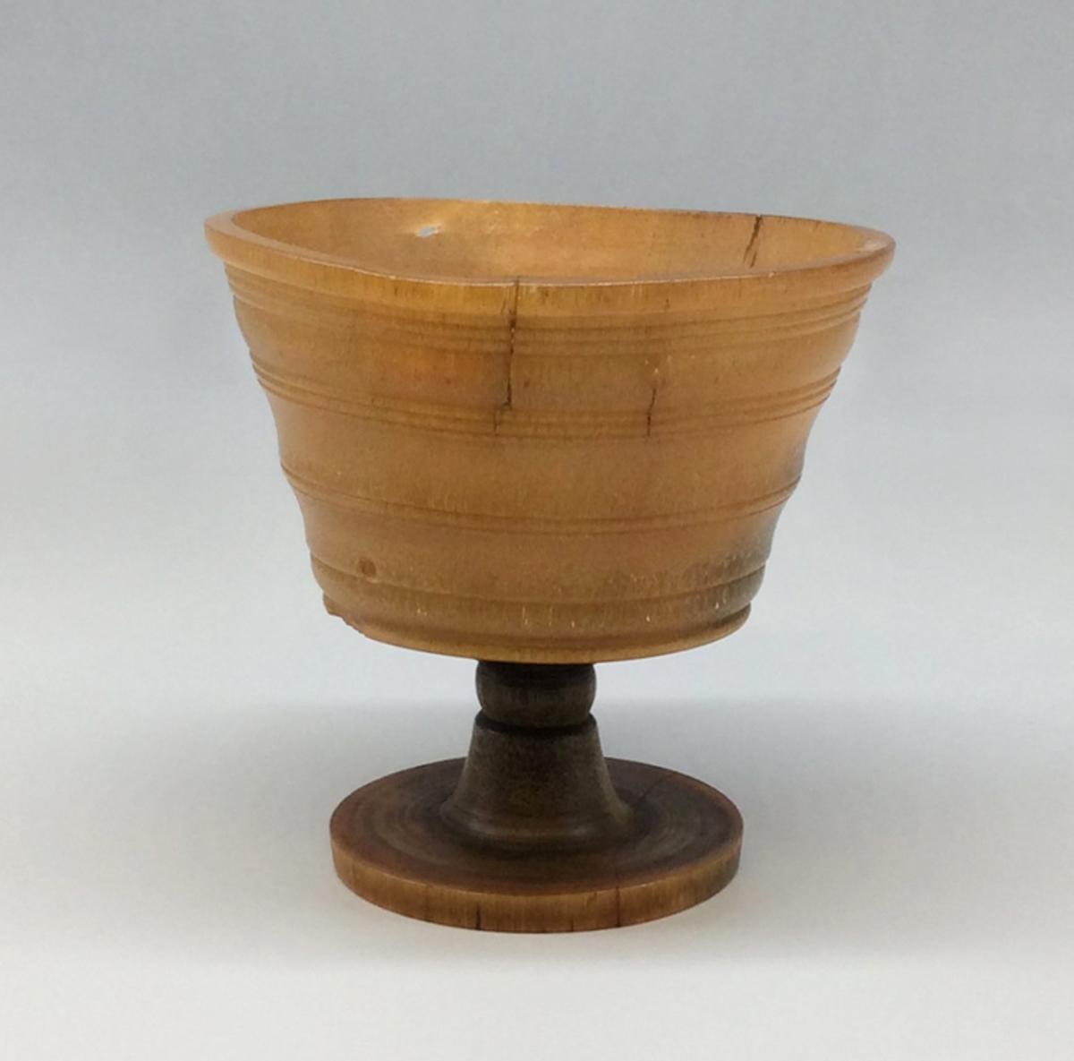 2010.0012.038 Goblet, view 2