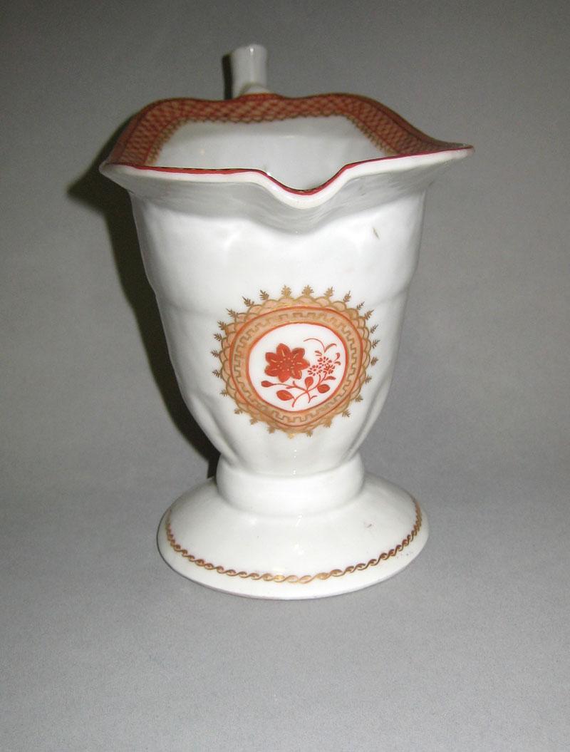 1958.2543.003 Cream or milk jug front