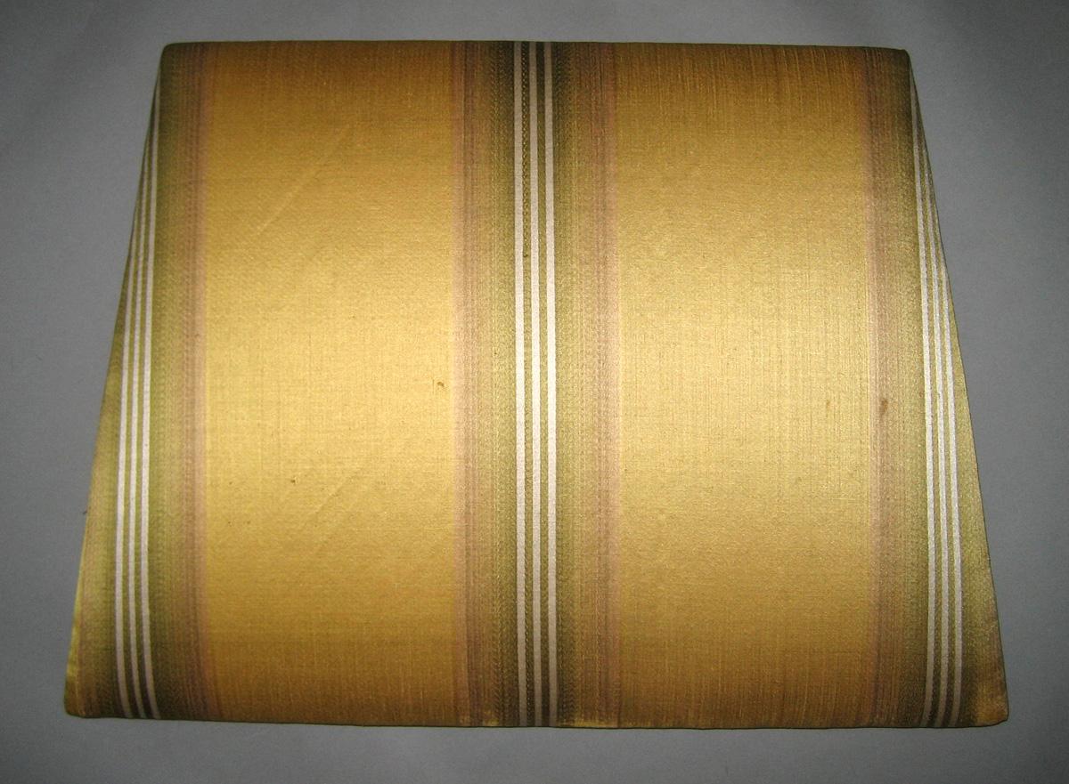1963.0681.001 slip seat