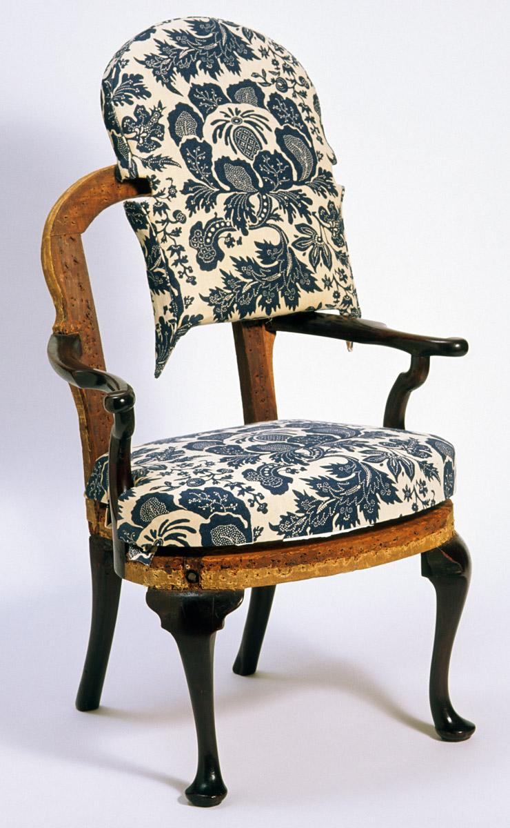 1958.2596 Chair, view 2