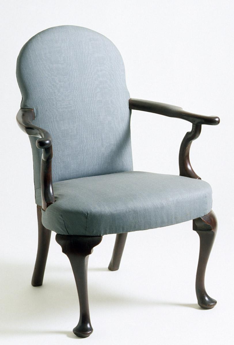 1958.2596 Chair, view 3