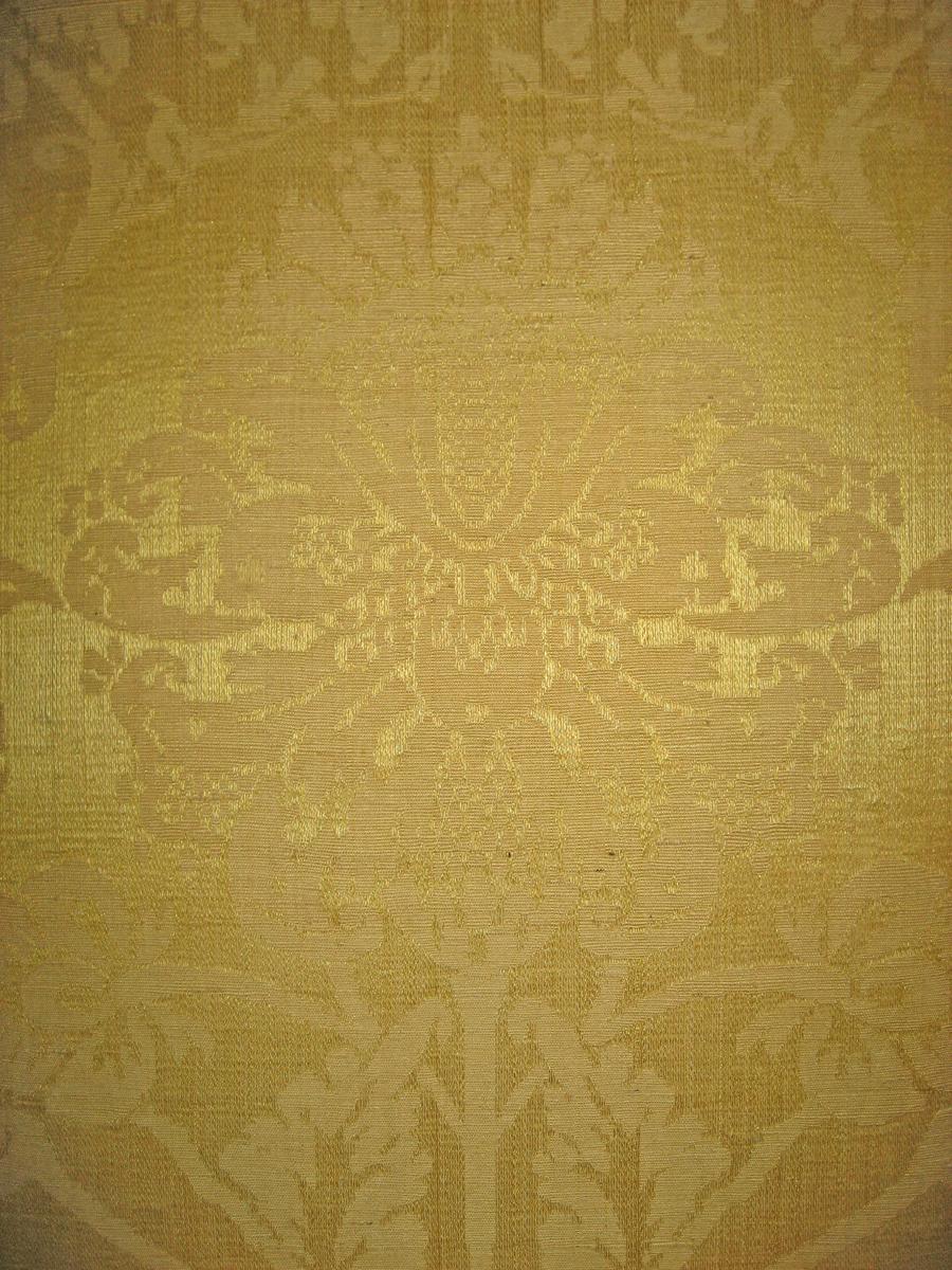 1958.2598 fabric detail