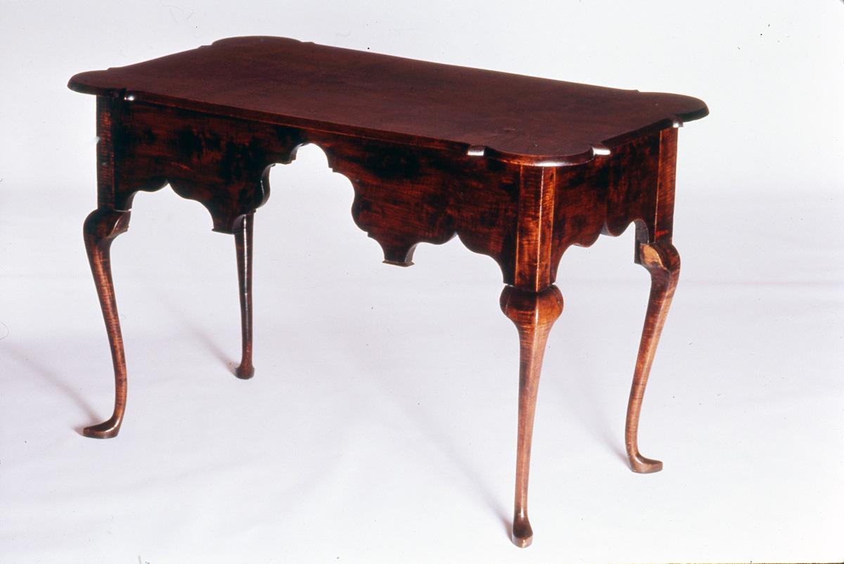 1958.2600 Table