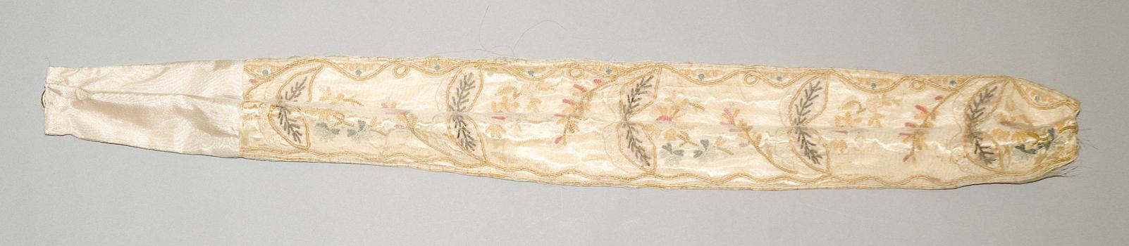 1957.1362 d, e Window hanging, tieback
