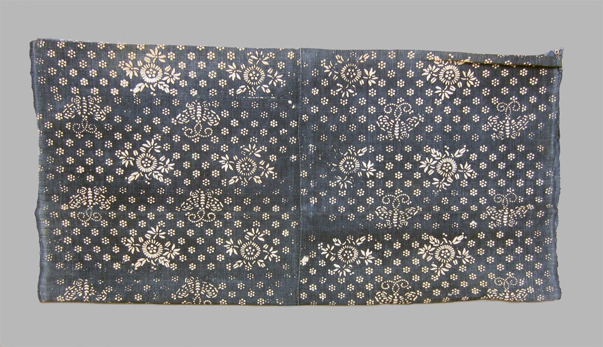 2009.0054 textile, printed partial obverse