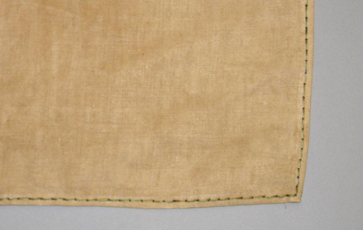 1952.0326.005 Bed hanging, base valance detail