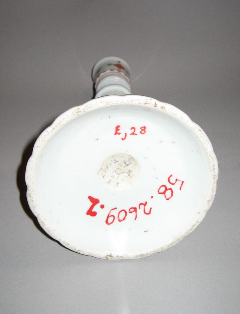 1956.2609.002 Candlestick underside